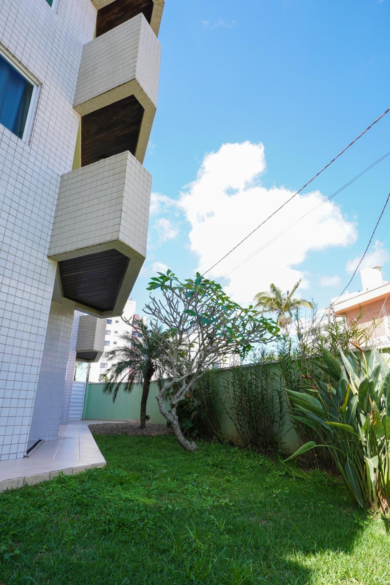 Apartamento Apartamento Na Praia - Canto Da Sereia Piçarras Exterior foto